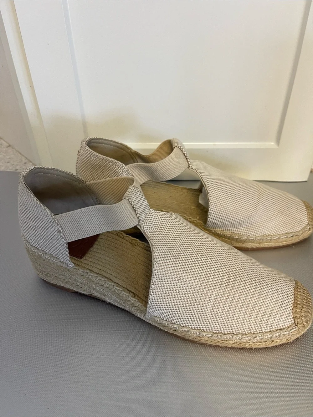 Tory Burch Beige Catalina 3 Espadrille Wedge Sandals Sz 10.5